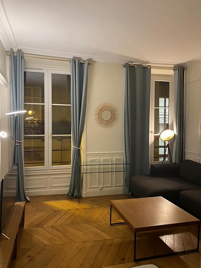 Spacious Apartment Next To Place Vendome Paris Eksteriør bilde